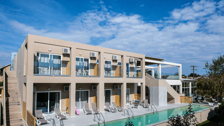 Amour Holiday Resort